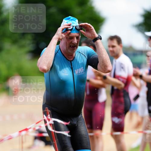 21.06.2026 - 29. Vierlanden-Triathlon LAZAROV Photography http://msf.ph/oto/9866333 21.06.2026 13:29:22 Schwimmen 1181 meine-sportfotos.de