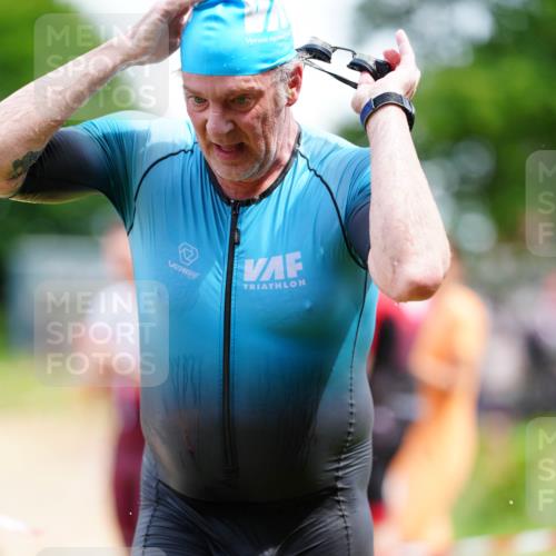 21.06.2026 - 29. Vierlanden-Triathlon LAZAROV Photography http://msf.ph/oto/9866339 21.06.2026 13:29:23 Schwimmen 1181 meine-sportfotos.de
