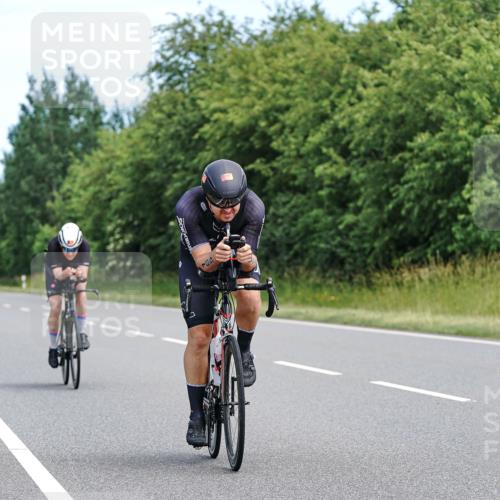 21.06.2026 - Viking Triathlon Michael Burmester http://msf.ph/oto/9866347 21.06.2026 12:05:44 Radfahren 16, 56, 58, 94, 165, 198, 256, 282, 289, 382, 456, 546, 625, 634, 670 meine-sportfotos.de