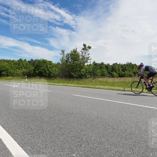 21.06.2026 - Viking Triathlon Michael Burmester http://msf.ph/oto/9866395 21.06.2026 11:26:50 Radfahren 74, 103, 141, 211, 270, 344, 348, 387, 460, 569, 608, 653 meine-sportfotos.de