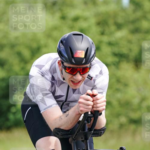 21.06.2026 - Viking Triathlon Michael Burmester http://msf.ph/oto/9866525 21.06.2026 12:08:49 Radfahren 63, 68, 72, 89, 123, 123, 162, 181, 224, 266, 295, 359, 370, 370, 409, 409, 427, 427 meine-sportfotos.de