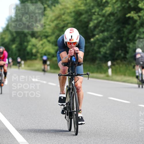 21.06.2026 - Viking Triathlon Michael Burmester http://msf.ph/oto/9866539 21.06.2026 12:08:59 Radfahren 63, 72, 84, 104, 109, 115, 123, 145, 162, 180, 181, 181, 224, 359, 370, 409, 427, 500, 626 meine-sportfotos.de