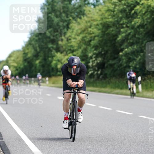 21.06.2026 - Viking Triathlon Michael Burmester http://msf.ph/oto/9866580 21.06.2026 12:09:48 Radfahren 64, 185, 185, 378, 378, 438, 460, 484, 522 meine-sportfotos.de
