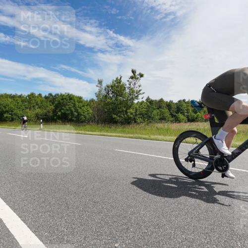21.06.2026 - Viking Triathlon Michael Burmester http://msf.ph/oto/9866598 21.06.2026 11:30:04 Radfahren 27, 34, 45, 125, 127, 167, 188, 220, 300, 327, 333, 340, 356, 464, 519, 601, 610, 615, 646, 656, 663 meine-sportfotos.de