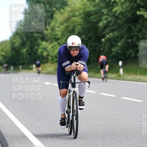 21.06.2026 - Viking Triathlon Michael Burmester http://msf.ph/oto/9866622 21.06.2026 12:11:23 Radfahren 76, 77, 87, 111, 114, 141, 154, 186, 272, 291, 355, 356, 413, 433, 464, 552, 567, 579, 627, 655 meine-sportfotos.de