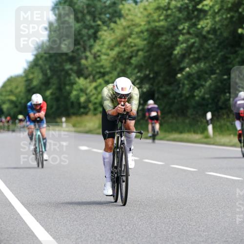21.06.2026 - Viking Triathlon Michael Burmester http://msf.ph/oto/9866641 21.06.2026 12:11:49 Radfahren 40, 174, 220, 286, 302, 413, 434, 462, 498, 512, 649 meine-sportfotos.de