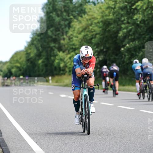 21.06.2026 - Viking Triathlon Michael Burmester http://msf.ph/oto/9866649 21.06.2026 12:11:51 Radfahren 40, 174, 220, 286, 302, 413, 434, 434, 462, 498, 512, 649 meine-sportfotos.de