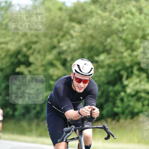 21.06.2026 - Viking Triathlon Michael Burmester http://msf.ph/oto/9866668 21.06.2026 12:12:09 Radfahren 174, 241, 302, 315, 385, 434, 462, 502 meine-sportfotos.de