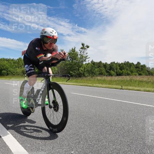 21.06.2026 - Viking Triathlon Michael Burmester http://msf.ph/oto/9866698 21.06.2026 11:32:00 Radfahren 156, 206, 334, 379, 542, 542, 579, 590 meine-sportfotos.de