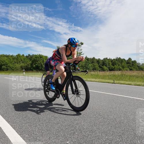 21.06.2026 - Viking Triathlon Michael Burmester http://msf.ph/oto/9866716 21.06.2026 11:32:30 Radfahren 22, 33, 114, 153, 168, 193, 351, 392, 400, 447, 511, 530, 627, 666 meine-sportfotos.de