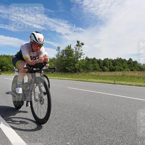 21.06.2026 - Viking Triathlon Michael Burmester http://msf.ph/oto/9866740 21.06.2026 11:32:50 Radfahren 33, 71, 114, 137, 151, 233, 243, 248, 392, 398, 414, 415, 447, 550, 627, 627, 636, 637, 641 meine-sportfotos.de