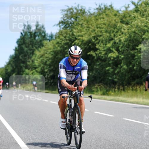 21.06.2026 - Viking Triathlon Michael Burmester http://msf.ph/oto/9866753 21.06.2026 12:12:43 Radfahren 45, 49, 125, 168, 188, 301, 303, 473, 485, 491, 513, 553, 566, 578, 601 meine-sportfotos.de
