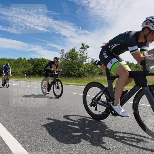 21.06.2026 - Viking Triathlon Michael Burmester http://msf.ph/oto/9866773 21.06.2026 11:33:14 Radfahren 69, 85, 107, 265, 274, 339, 377, 389, 421, 423, 452, 497, 516, 520, 574 meine-sportfotos.de