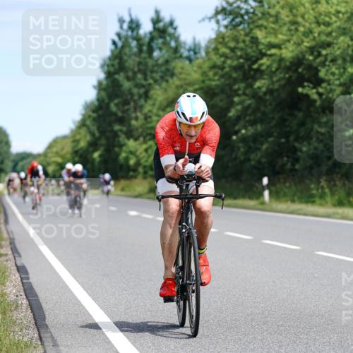 21.06.2026 - Viking Triathlon Michael Burmester http://msf.ph/oto/9866816 21.06.2026 12:13:22 Radfahren 1, 4, 14, 18, 18, 33, 70, 92, 107, 117, 131, 151, 156, 175, 207, 296, 376, 414, 486, 487, 506, 559, 574, 637, 664 meine-sportfotos.de