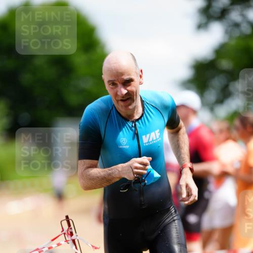 21.06.2026 - 29. Vierlanden-Triathlon LAZAROV Photography http://msf.ph/oto/9866839 21.06.2026 13:30:06 Schwimmen 1182, 1189 meine-sportfotos.de