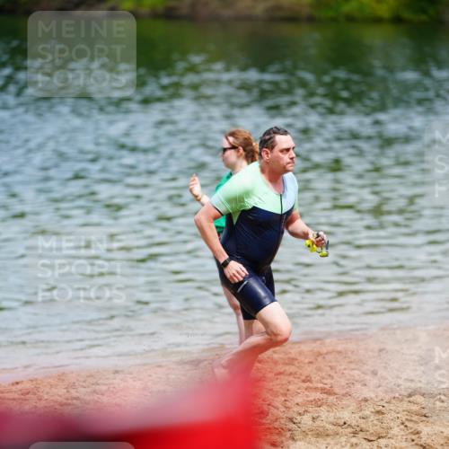 21.06.2026 - 29. Vierlanden-Triathlon LAZAROV Photography http://msf.ph/oto/9866848 21.06.2026 13:30:12 Schwimmen 1182, 1189, 1228 meine-sportfotos.de