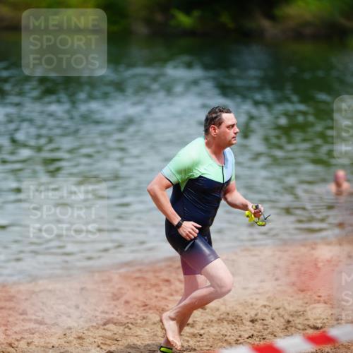 21.06.2026 - 29. Vierlanden-Triathlon LAZAROV Photography http://msf.ph/oto/9866849 21.06.2026 13:30:13 Schwimmen 1182, 1189, 1228 meine-sportfotos.de
