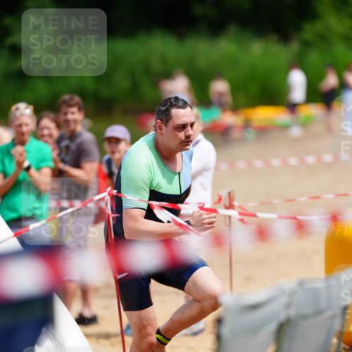 21.06.2026 - 29. Vierlanden-Triathlon LAZAROV Photography http://msf.ph/oto/9866853 21.06.2026 13:30:14 Schwimmen 1182, 1189, 1228 meine-sportfotos.de