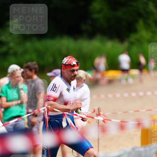 21.06.2026 - 29. Vierlanden-Triathlon LAZAROV Photography http://msf.ph/oto/9866861 21.06.2026 13:30:20 Schwimmen 1096, 1189, 1228 meine-sportfotos.de