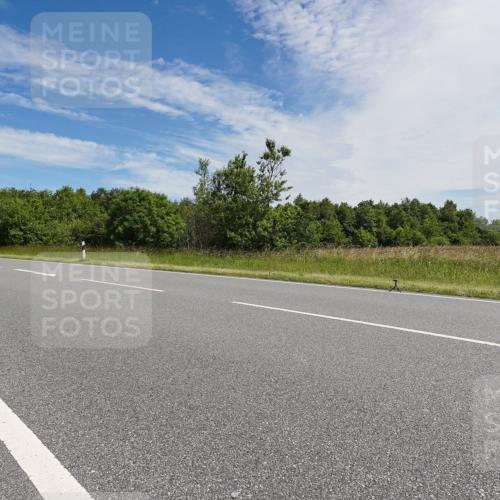 21.06.2026 - Viking Triathlon Michael Burmester http://msf.ph/oto/9866886 21.06.2026 11:35:32 Radfahren 209, 213, 279, 318, 363, 449, 458, 662 meine-sportfotos.de