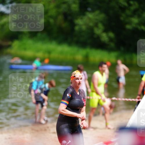 21.06.2026 - 29. Vierlanden-Triathlon LAZAROV Photography http://msf.ph/oto/9866890 21.06.2026 13:31:04 Schwimmen 1211 meine-sportfotos.de