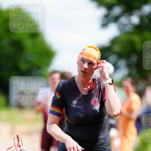 21.06.2026 - 29. Vierlanden-Triathlon LAZAROV Photography http://msf.ph/oto/9866896 21.06.2026 13:31:09 Schwimmen 1211 meine-sportfotos.de