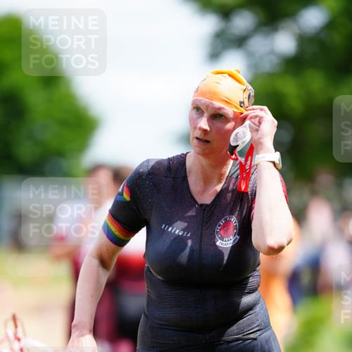 21.06.2026 - 29. Vierlanden-Triathlon LAZAROV Photography http://msf.ph/oto/9866898 21.06.2026 13:31:09 Schwimmen 1211 meine-sportfotos.de