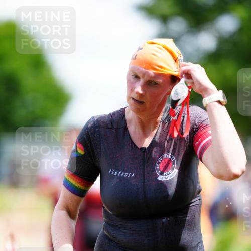 21.06.2026 - 29. Vierlanden-Triathlon LAZAROV Photography http://msf.ph/oto/9866902 21.06.2026 13:31:10 Schwimmen 1211 meine-sportfotos.de
