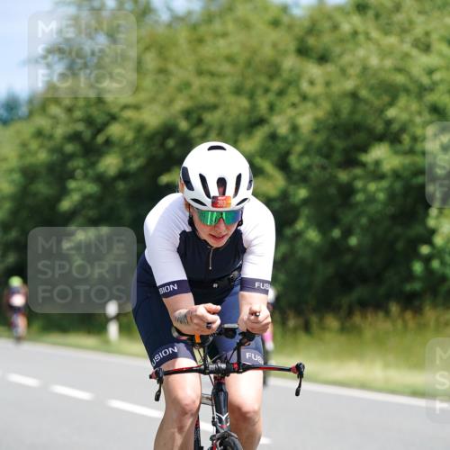 21.06.2026 - Viking Triathlon Michael Burmester http://msf.ph/oto/9866903 21.06.2026 12:13:49 Radfahren 61, 156, 254, 254, 393, 449, 482, 489, 515, 629, 641, 653 meine-sportfotos.de