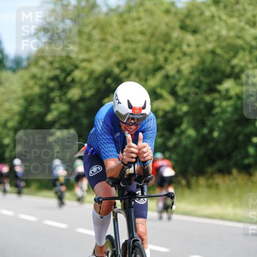 21.06.2026 - Viking Triathlon Michael Burmester http://msf.ph/oto/9866916 21.06.2026 12:13:58 Radfahren 61, 93, 254, 449, 489, 515, 564, 629, 641, 653 meine-sportfotos.de