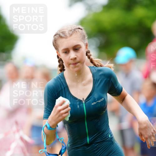 21.06.2026 - 29. Vierlanden-Triathlon LAZAROV Photography http://msf.ph/oto/9866917 21.06.2026 14:35:53 Schwimmen  meine-sportfotos.de