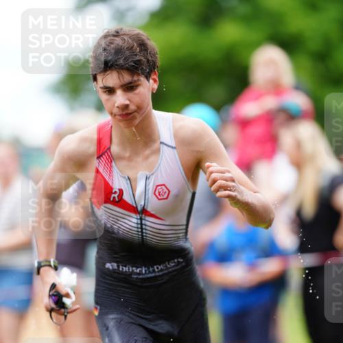 21.06.2026 - 29. Vierlanden-Triathlon LAZAROV Photography http://msf.ph/oto/9866946 21.06.2026 14:36:21 Schwimmen 1232, 1247, 1250, 1252 meine-sportfotos.de