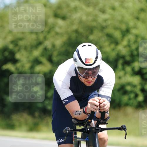 21.06.2026 - Viking Triathlon Michael Burmester http://msf.ph/oto/9866960 21.06.2026 12:15:04 Radfahren 69, 85, 88, 152, 182, 274, 297, 297, 342, 351, 403, 492, 493, 497, 614 meine-sportfotos.de