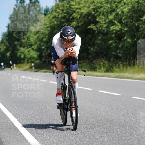 21.06.2026 - Viking Triathlon Michael Burmester http://msf.ph/oto/9866964 21.06.2026 12:15:05 Radfahren 69, 85, 88, 152, 182, 274, 297, 297, 342, 351, 403, 492, 493, 497, 614 meine-sportfotos.de