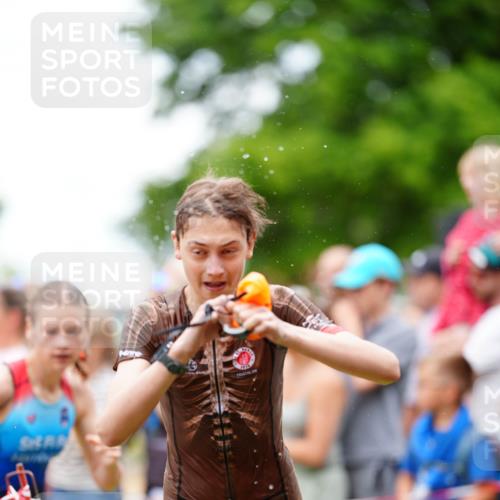 21.06.2026 - 29. Vierlanden-Triathlon LAZAROV Photography http://msf.ph/oto/9866985 21.06.2026 14:36:44 Schwimmen 1231, 1249, 1265, 1266, 1267, 1272, 1273, 1275, 1278, 1287, 1288 meine-sportfotos.de