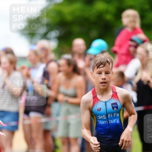 21.06.2026 - 29. Vierlanden-Triathlon LAZAROV Photography http://msf.ph/oto/9867012 21.06.2026 14:36:52 Schwimmen 1260, 1265, 1266, 1272, 1273, 1275, 1278, 1282, 1284, 1288, 1290 meine-sportfotos.de