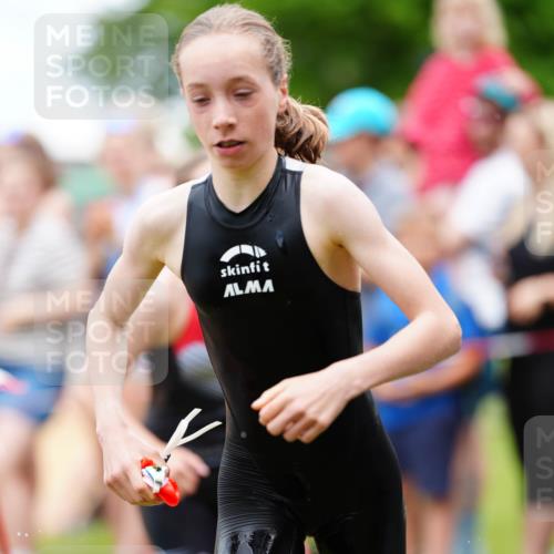 21.06.2026 - 29. Vierlanden-Triathlon LAZAROV Photography http://msf.ph/oto/9867015 21.06.2026 14:36:54 Schwimmen 1260, 1265, 1266, 1272, 1273, 1275, 1278, 1282, 1284, 1290 meine-sportfotos.de
