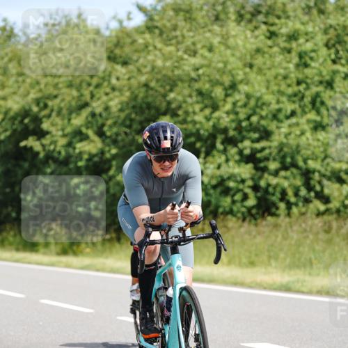 21.06.2026 - Viking Triathlon Michael Burmester http://msf.ph/oto/9867057 21.06.2026 12:15:24 Radfahren 59, 69, 85, 88, 135, 152, 221, 274, 297, 403, 430, 497, 614, 614 meine-sportfotos.de