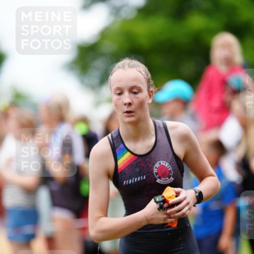 21.06.2026 - 29. Vierlanden-Triathlon LAZAROV Photography http://msf.ph/oto/9867060 21.06.2026 14:37:44 Schwimmen 1236, 1253, 1268 meine-sportfotos.de