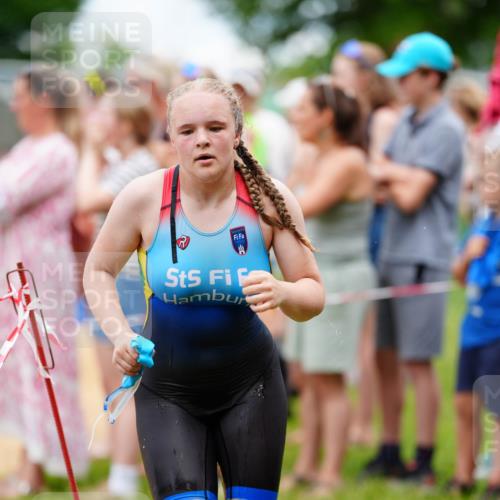 21.06.2026 - 29. Vierlanden-Triathlon LAZAROV Photography http://msf.ph/oto/9867090 21.06.2026 14:38:12 Schwimmen 1229, 1237, 1264 meine-sportfotos.de