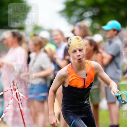 21.06.2026 - 29. Vierlanden-Triathlon LAZAROV Photography http://msf.ph/oto/9867144 21.06.2026 14:38:43 Schwimmen 1238, 1271, 1274, 1279, 1294 meine-sportfotos.de