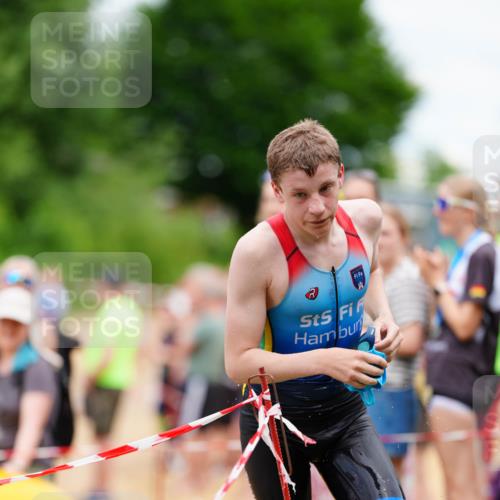 21.06.2026 - 29. Vierlanden-Triathlon LAZAROV Photography http://msf.ph/oto/9867160 21.06.2026 14:39:20 Schwimmen 1234 meine-sportfotos.de