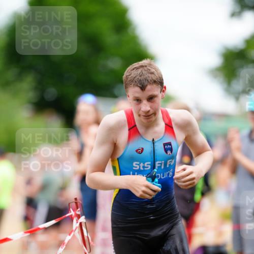 21.06.2026 - 29. Vierlanden-Triathlon LAZAROV Photography http://msf.ph/oto/9867161 21.06.2026 14:39:20 Schwimmen 1234 meine-sportfotos.de