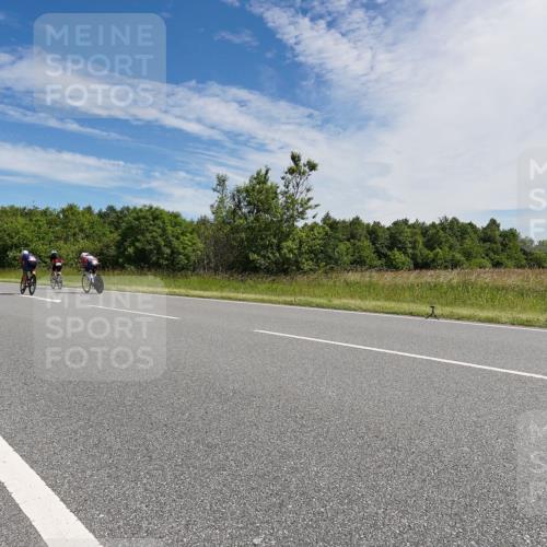 21.06.2026 - Viking Triathlon Michael Burmester http://msf.ph/oto/9867170 21.06.2026 11:37:03 Radfahren 134, 158, 177, 225, 312, 329, 332, 577, 609, 667 meine-sportfotos.de