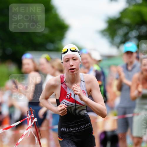 21.06.2026 - 29. Vierlanden-Triathlon LAZAROV Photography http://msf.ph/oto/9867185 21.06.2026 14:40:21 Schwimmen 1291 meine-sportfotos.de