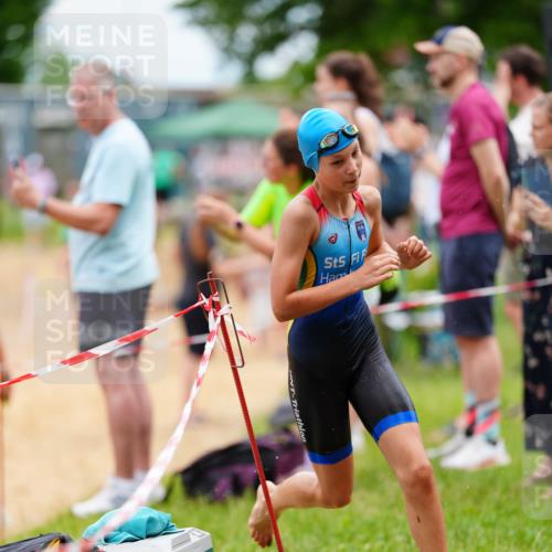 21.06.2026 - 29. Vierlanden-Triathlon LAZAROV Photography http://msf.ph/oto/9867190 21.06.2026 14:48:31 Schwimmen  meine-sportfotos.de