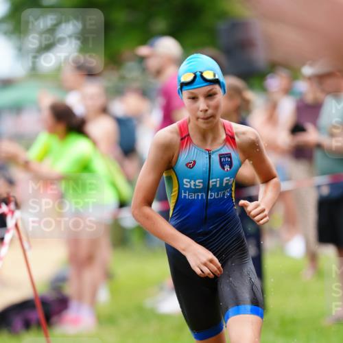 21.06.2026 - 29. Vierlanden-Triathlon LAZAROV Photography http://msf.ph/oto/9867194 21.06.2026 14:48:32 Schwimmen  meine-sportfotos.de