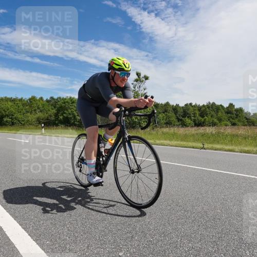 21.06.2026 - Viking Triathlon Michael Burmester http://msf.ph/oto/9867212 21.06.2026 11:37:28 Radfahren 36, 271, 271, 312, 321, 369, 604, 630 meine-sportfotos.de
