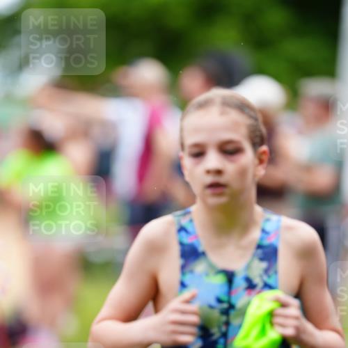 21.06.2026 - 29. Vierlanden-Triathlon LAZAROV Photography http://msf.ph/oto/9867230 21.06.2026 14:48:51 Schwimmen  meine-sportfotos.de