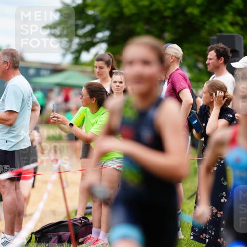 21.06.2026 - 29. Vierlanden-Triathlon LAZAROV Photography http://msf.ph/oto/9867233 21.06.2026 14:48:52 Schwimmen  meine-sportfotos.de